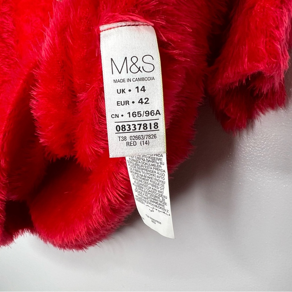 M&S Collection Fuzzy Top - Picture 5 of 6